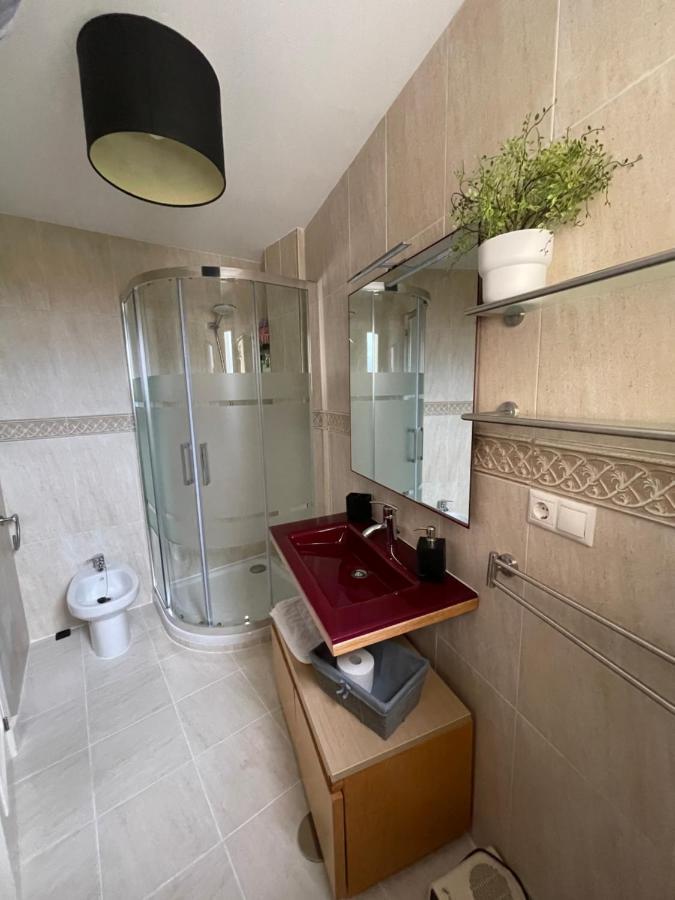 Apartamento En Zona Playa Con Vistas A La Bahia Альхесирас Экстерьер фото